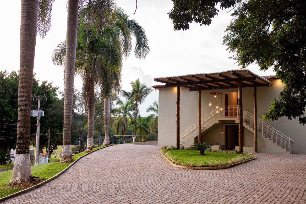 Hotel Fazenda Vale Da Cachoeira セーハ・ネグラ エクステリア 写真